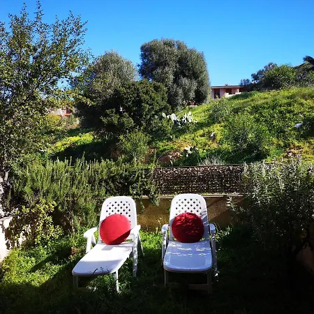 Semesterbostad Sunny Garden House Villasimius