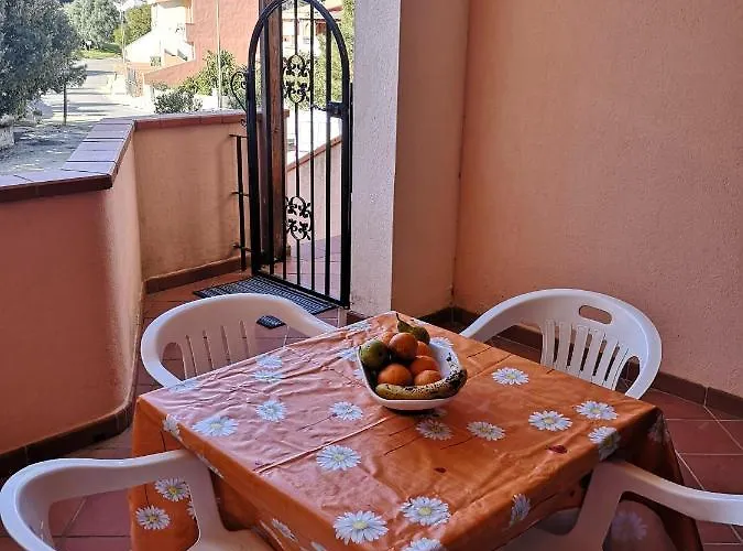 Sunny Garden House Сasa de vacaciones