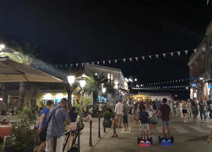 Sunny Garden House *